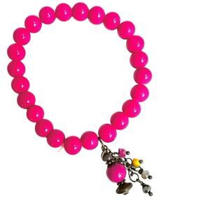 Hot pink beaded stretchy bracelet